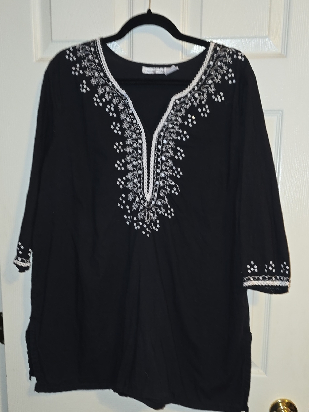 Women's Black Embroidered V-Neck Tunic